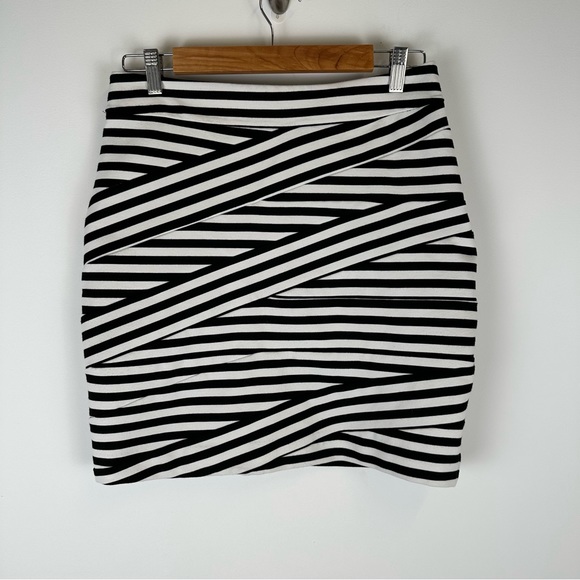Express Dresses & Skirts - Express Striped Bandage Mini Skirt, Size 8, Black White